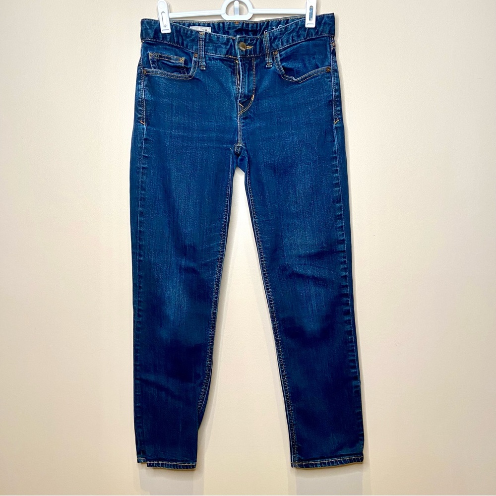 Gap 1969 Real Straight Blue Jeans, Size 28s